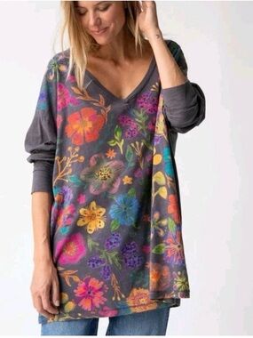 NATURAL LIFE The Wild Child Floral oversized Tunic One Size NWT